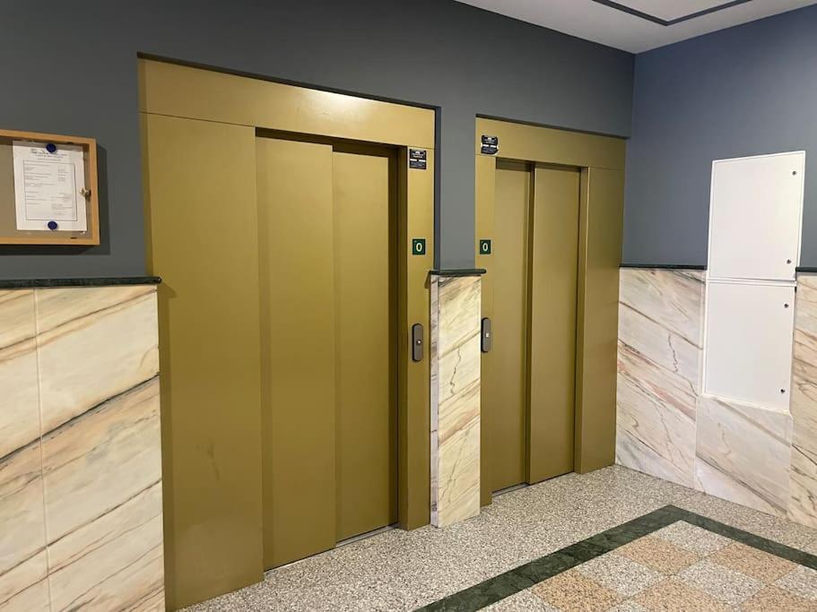 Apartamento Centro Con Garaje Castro Urdiales Dış mekan fotoğraf
