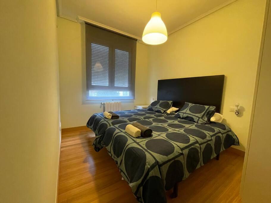 Apartamento Centro Con Garaje Castro Urdiales Dış mekan fotoğraf