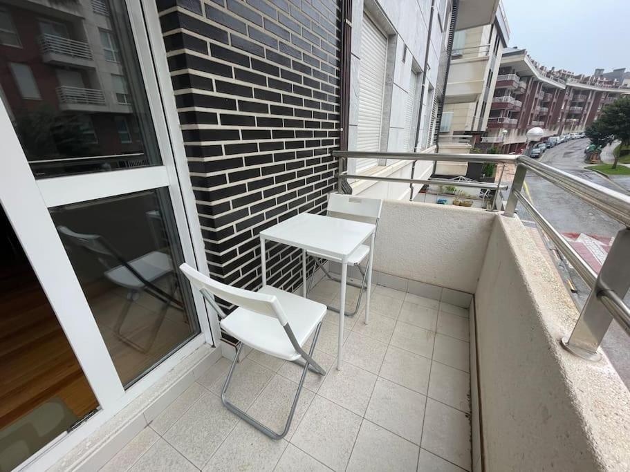 Apartamento Centro Con Garaje Castro Urdiales Dış mekan fotoğraf