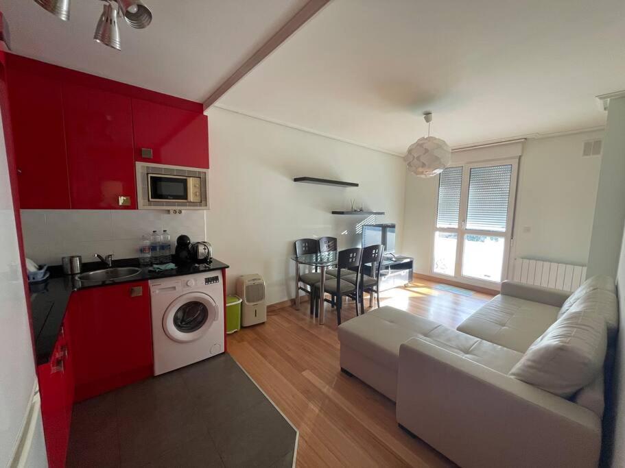 Apartamento Centro Con Garaje Castro Urdiales Dış mekan fotoğraf